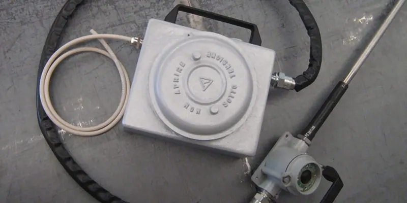 XE 18 PB 06 portable high-energy igniter